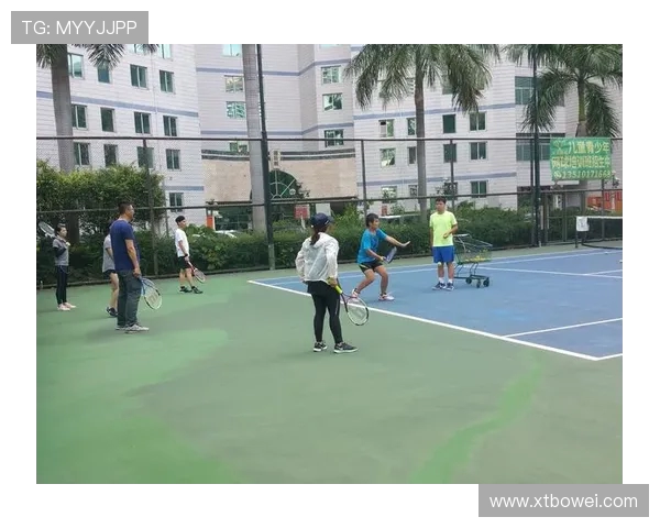 深圳网球队心理素质提升之路:从挑战到突破的热议与反思 深圳网球队心理素质提升之路:从挑战到突破的热议与反思