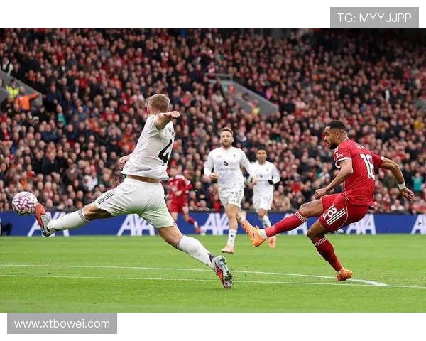 切尔西对阵利物浦精彩直播尽在天空体育，敬请关注赛事盛况