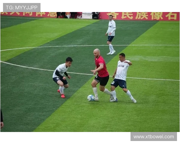 安郅与泰雷克的激烈对决揭示了足球战术的深度与魅力